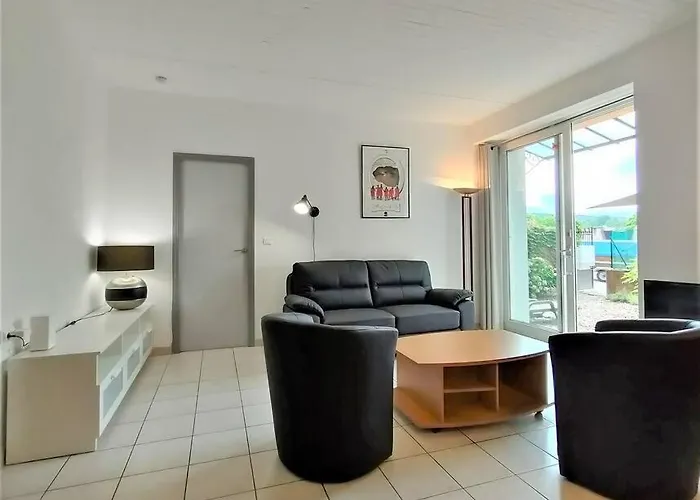Le Petit Goudarguais Apartamento *